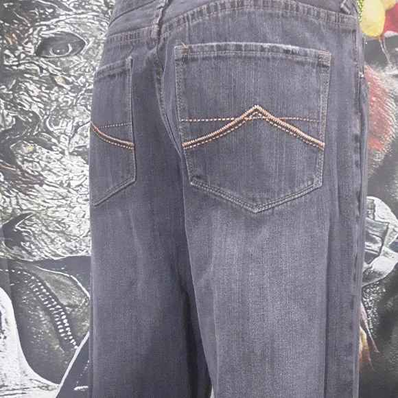 Pants - Picture 2 of 3